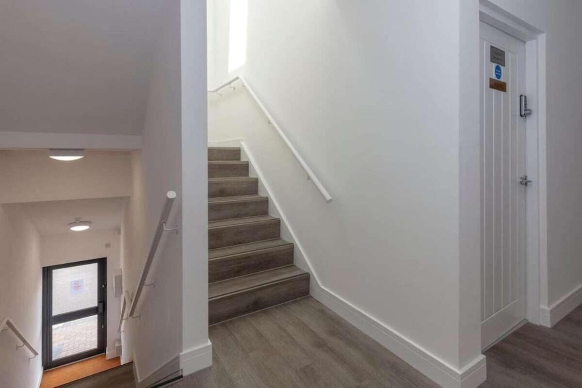 Sav Apartments Clarence Street-Loughborough Room photo