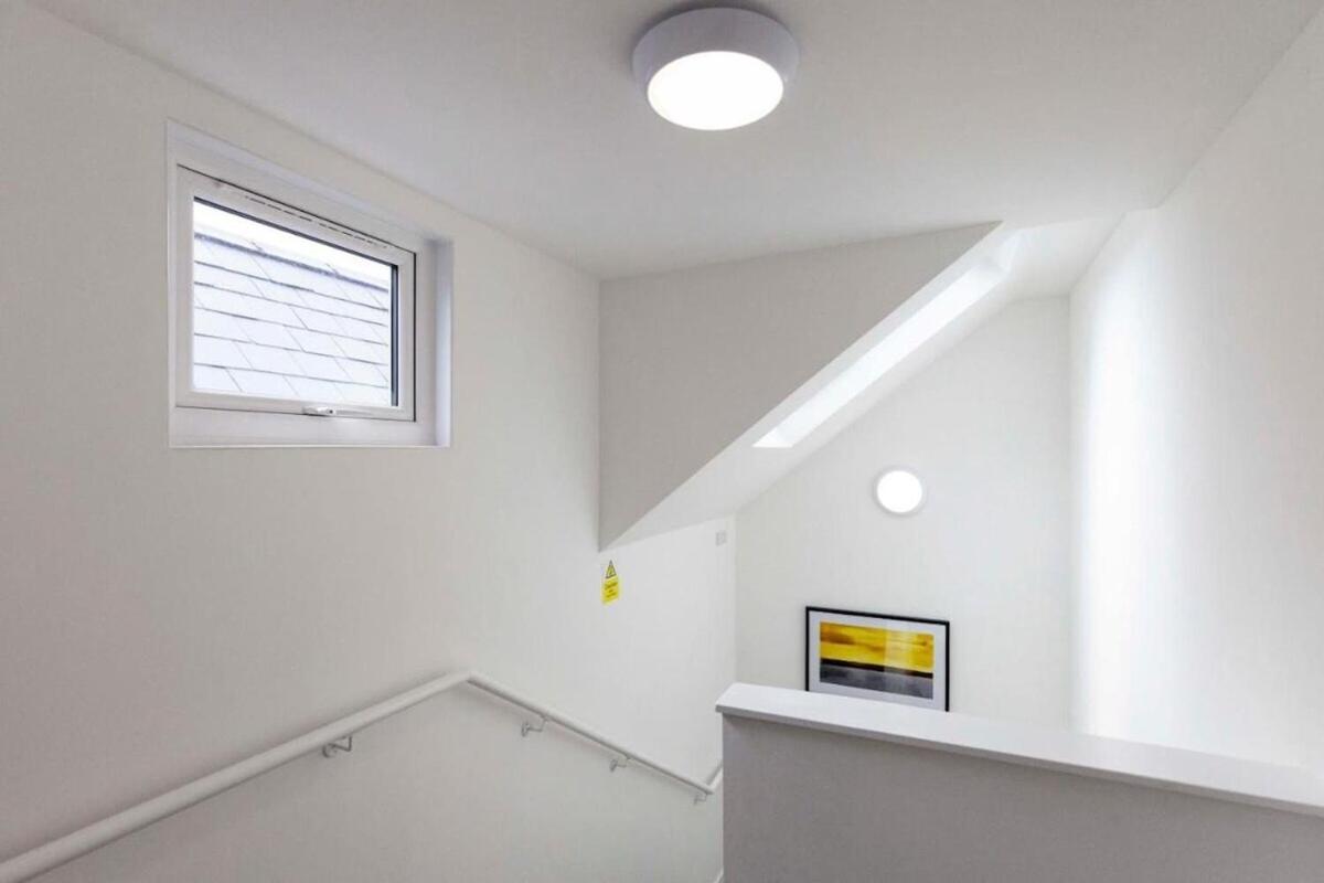 Sav Apartments Clarence Street-Loughborough Room photo