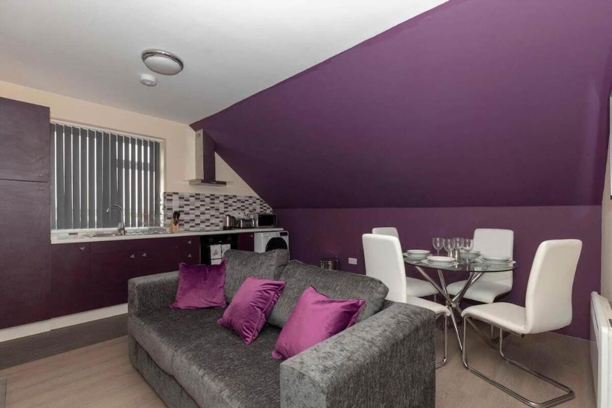 Sav Apartments Clarence Street-Loughborough Room photo