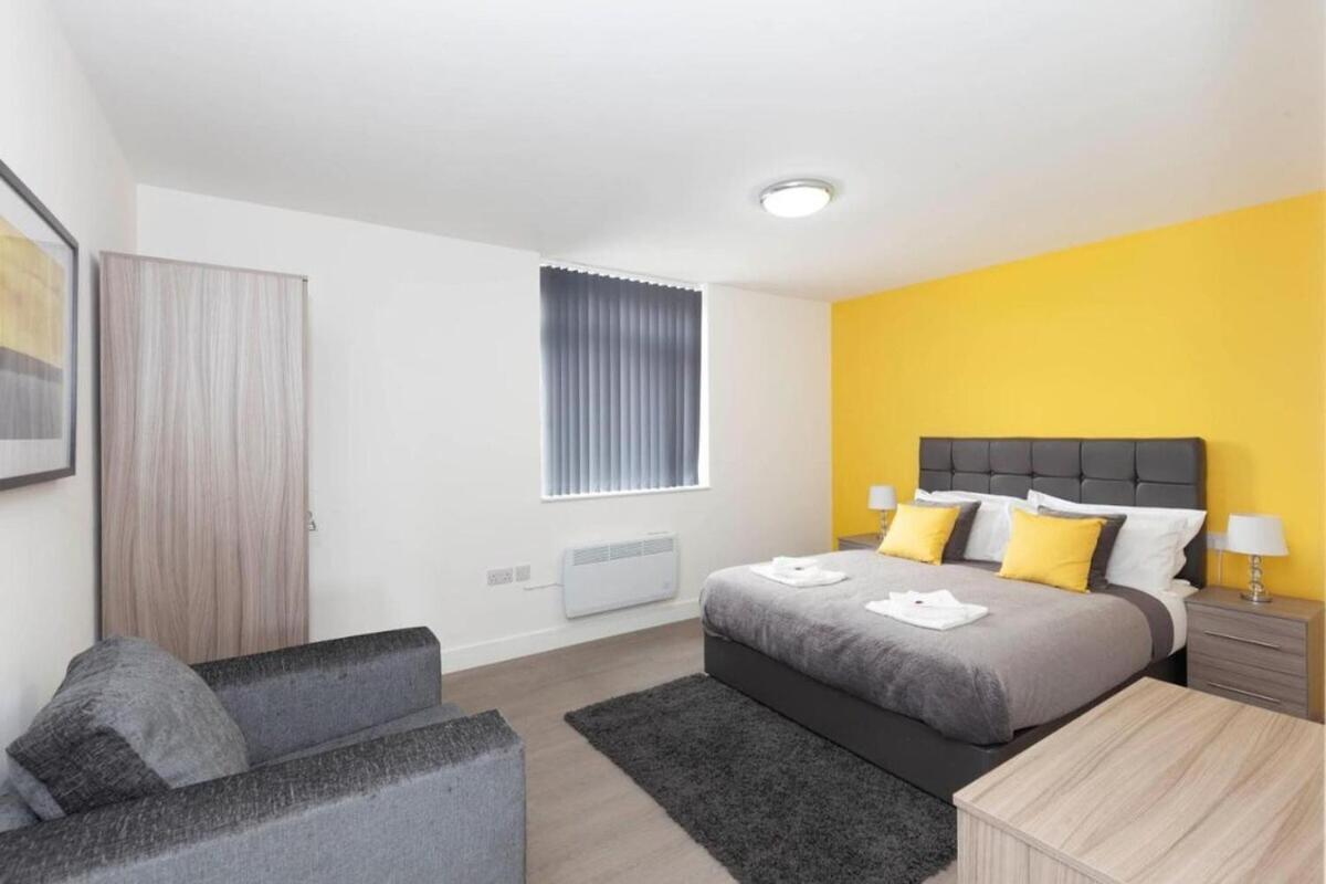 Sav Apartments Clarence Street-Loughborough Room photo