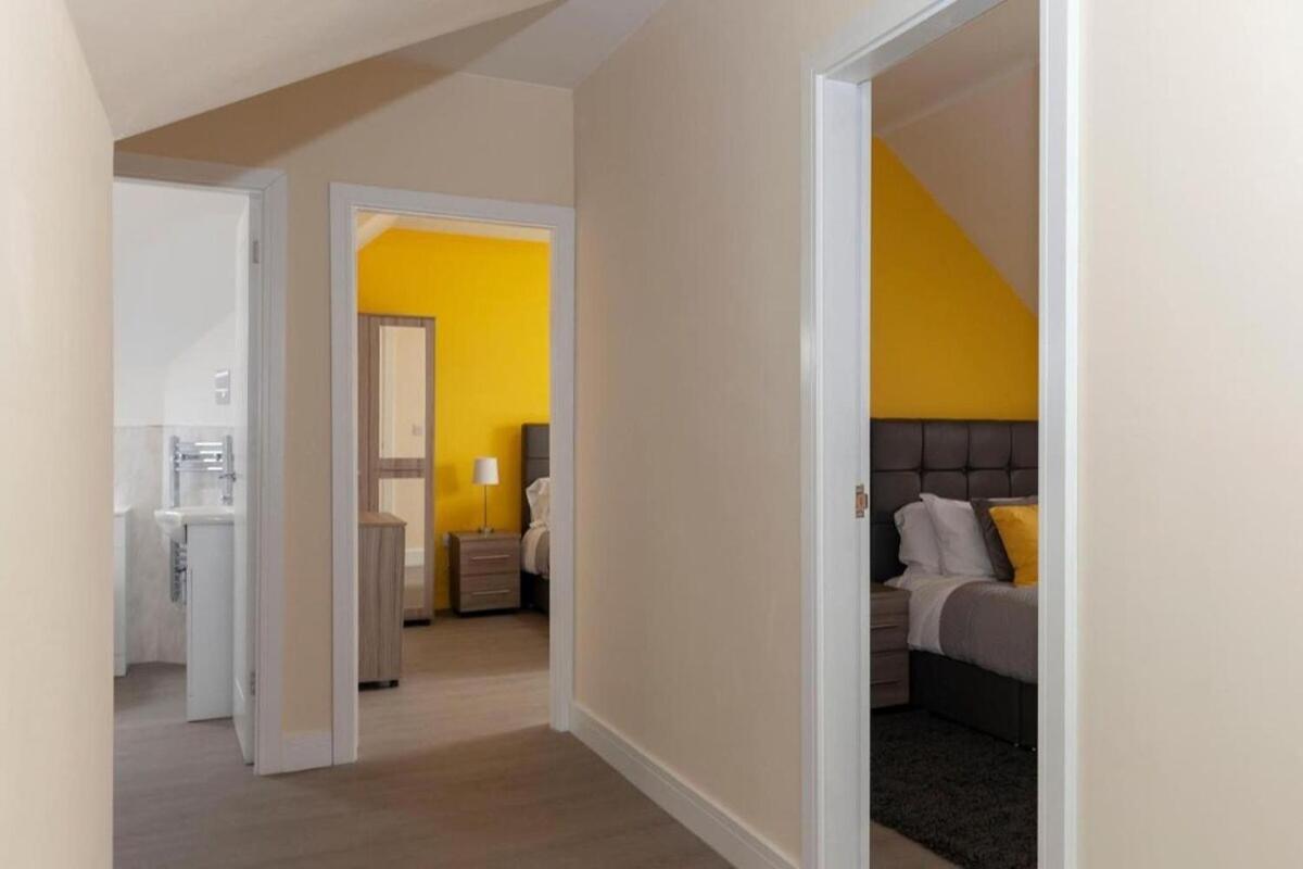 Sav Apartments Clarence Street-Loughborough Room photo