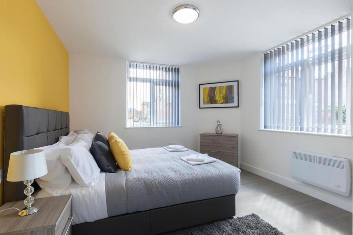 Sav Apartments Clarence Street-Loughborough Room photo